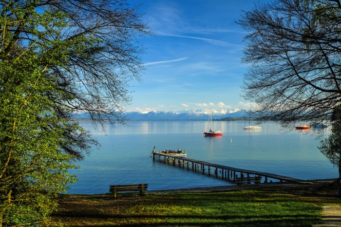 Frühlingsabend am Badesteg